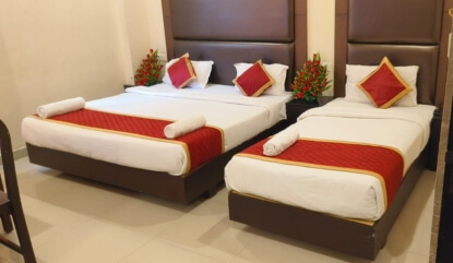 triple bed room